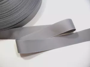 Hellgraues Ripsband 1 1/2 Zoll breit x 10 Yards festes Polyester B33 - Bild 1 von 3