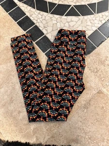 Lularoe Leggings OS Gorgeous Japanese Red Black Floral NWOT Fan Flower One Size - Picture 1 of 4