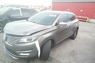 2017 Lincoln MKC Automatic Transmission OEM 143K Miles - LKQ437309370 - Image 1 of 4