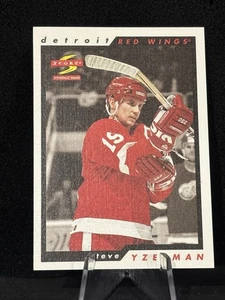 1996-97 Score Golden Blades Steve Yzerman #60 HOF - Red Wings - Picture 1 of 2