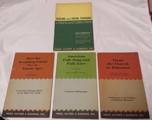 Lot of 4 Booklets AMEICAN EDUCATION FELLOWSHIP - HINDS, HAYDEN & ELDREDGE 1940's - Bild 1 von 1