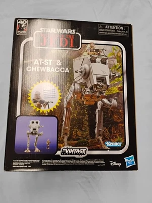 Hasbro Star Wars El Retorno del Jedi TVC AT-ST y Chewbacca - F8056   Foto 1 de 4