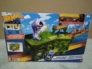 Hot Wheels Ghost Garage Playset + Vehicle Car ~NEW - Picture 1 of 16