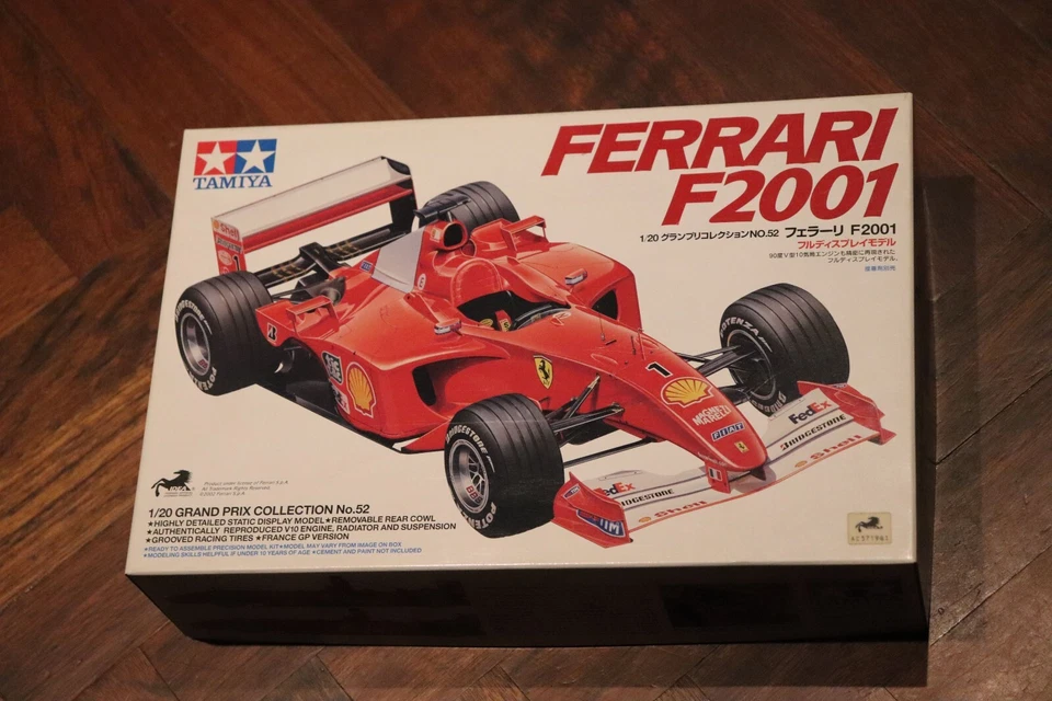 AUTO DA CORSA F1 FERRARI F2001 SCALA 1:20 IN PLASTICA TAMIYA - Immagine 1 di 1