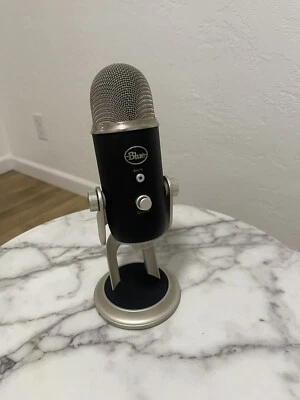 Blue Yeti USB Microphone - Silver - Image 1 of 4