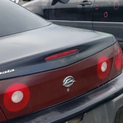 Chevrolet Impala, 2000, 2001, 2002, 2003, 2004, tercera luz de freno, #54533258 Foto 1 de 4