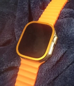 Apple Watch Ultra 1st Generation 49mm Titanium & Ceramic Orange GPS LTE - Photo 1 sur 3