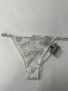 Nuevo con etiquetas Victoria’s Secret desfile de moda 2015 NYC Rhine bikini de cuerda braguita blanca talla S - Imagen 1 de 6