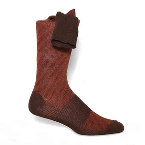 Johnston & Murphy Maroon Stripped Pattern Calf Length Men's Socks - Picture 1 of 2