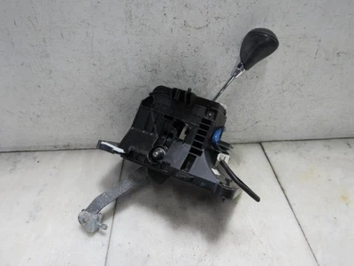 Lexus IS250 2010 palanca de cambios de piso Foto 1 de 4