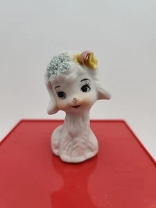 Porcelana blanca vintage Napcoware 2" cachorro o cordero con flores - Imagen 1 de 6
