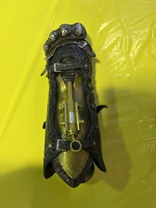 Assassin’s Creed Hidden Blade Gauntlet Replica (Ubisoft Collectible Cosplay Prop - Bild 1 von 5