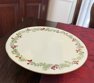 Lenox Williamsburg Boxwood and Pine Footed Cake Plate Made In The USA - Picture 1 of 10