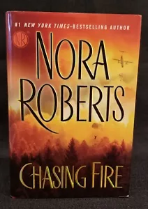 Chasing Fire von Nora Roberts New York Times Bestsellerautor 2011 Hardcover - Bild 1 von 5