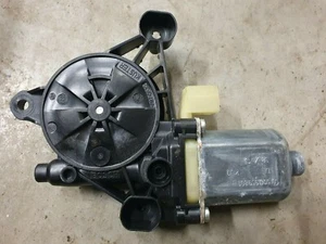 VW GOLF MK7 FRONT LEFT OR RIGHT DOOR WINDOW GLASS REGULATOR MOTOR 5Q0959801B - Bild 1 von 4