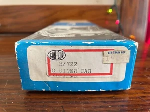 Con-Cor - HO Scale - H722 - Santa Fe - Diner Car - Picture 1 of 16