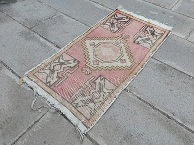 Vintage Turkish Oushak Rug 3.1x1.6 ft | Small Pink Beige Handwoven Mat - Image 1 of 4
