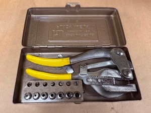 SCHÖN - ROPER WHITNEY METALLPRODUKTE NR. 5 JR HANDSTANZE MIT KOFFER STANZEN MATRIZEN USA - Bild 1 von 15