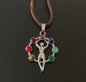7 Chakras -Gemstone Reiki Amulet Pendant Necklace-New - Foto 1 di 4