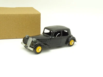 Dinky Toys Francia 1/43 - Citroën Traction 11BL Negra - Imagen 1 de 4