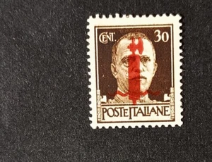 1944 bollo da 30 c. impero var. con sovr. lama del fascio dentata firma raybaud - Foto 1 di 2