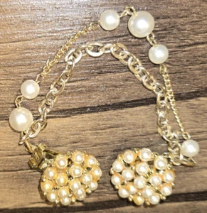 Vintage PEARL AND GOLD TONE SWEATER OR JACKET GUARD Keeps Your Garments On - Picture 1 of 4
