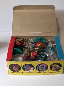 TIMPO MOUNTED ROMAN TRADE BOX x12 Mounted Figures MINOR DAMAGE 2 SHIELDS - Picture 1 of 13