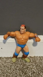 wwf TATANKA SERIES 5 BLUE CARD wrestling HASBRO figure - Picture 1 of 2