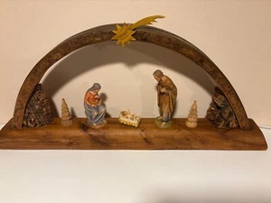 Großer Schwibbogen mit hochwertigen geschnitzten Holzfiguren Anri - Bild 1 von 9