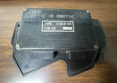 Yamaha usada OEM - 82-83 XZ550 Vision - CDI ECM TID12-06 - 11H-82305-10-00 - UYB Foto 1 de 4