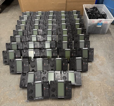 Lot Of 50 Mitel 5320E IP Business Phone Broadview Backlit 5600994104 W/ handsets - Image 1 of 4