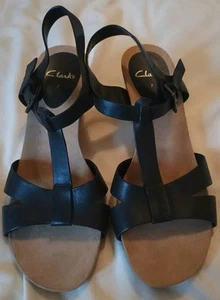 CLARKS SIZE 7 BLACK WOMENS T BAR SANDALS WEDGE HEEL - Picture 1 of 7