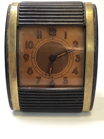 vintage brown bakelite Westclox alarm clock 1950’s  great for Decor does not run Cover