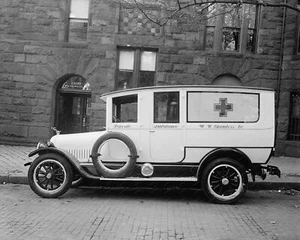 Private Ambulance WW Chambers 1920s Vintage 8x10 Reprint Of Old Photo - Picture 1 of 1