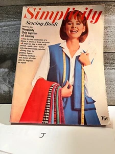 Vintage Spring 1965 Simplicity Sewing Clothes Pattern Counter Catalog Book - Picture 1 of 5