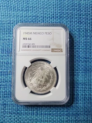 🇲🇽 Moneda México 1 Peso 1945 M Plata 0.720 KM-455 NGU MS 66 102025-3 Foto 1 de 4
