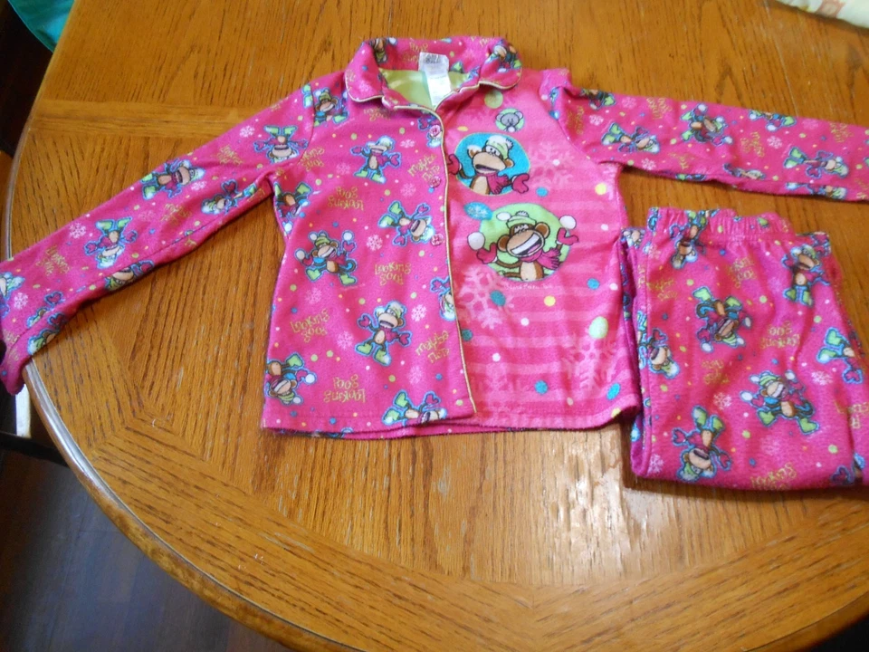 Original BOBBY JACK Girls 2 Pc Flannel Pajama Set Purple Size Large 10/12 - Image 1 of 4