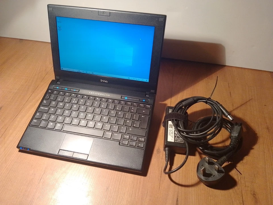 Dell Latitude 2120 Windows 10 120GB SSD 2GB RAM - Image 1 of 4