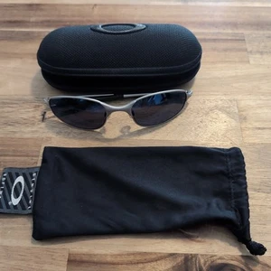 Vintage Oakley Square Wire 2.0 RARE Silver Frame Blue Lens Sunglasses Full Set - Picture 1 of 10