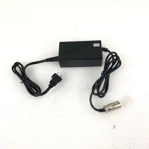 Battery Charger for 4 Wheel Mobility Scooter W3431, 24V - Picture 1 of 5