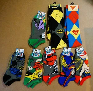 Verschiedene Bioworld DC Comics Söckchen & lange Socken 8 Paar (brandneu) - Bild 1 von 2