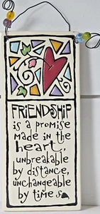Spooner Creek ''Friendship is a promise made in the heart'' Friend Gift Plaque - Picture 1 of 4