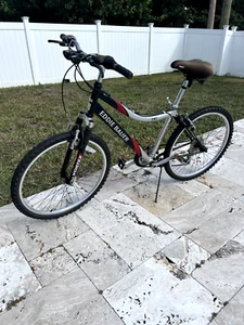 Vintage Eddie Bauer EBT 7500 Mountain Bike In Very Good Condition-Shimano Gears - Picture 1 of 13