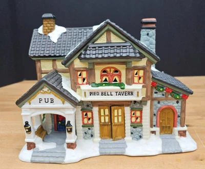 Dickens Collectables Towne Series - Christmas Village - Pied Bell Tavern429-2173 - Image 1 of 4