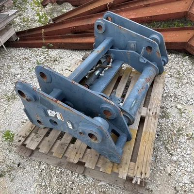 JRB 416 Quick Coupler Hydraulic Kawasaki 65z Wheel Loader 65ztmv - Image 1 of 4