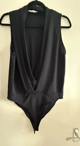 Zara V neck line buttoned top size L - Picture 1 of 6