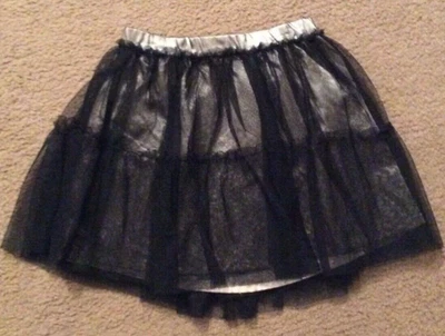 Falda de tul negra Gap para niñas talla 5T 5 Foto 1 de 3