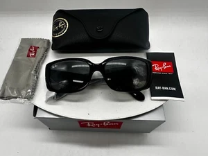 Ray Ban Women's Sunglasses RB4389 601/71 Black 58mm Gray Gradient Lens NEW - Picture 1 of 8