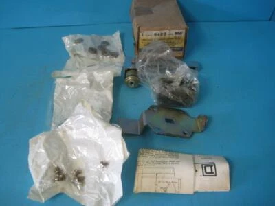 NUEVO MECANISMO DE CIERRE DE PUERTA CUADRADO D 9423-M6 CON MANIJA DE BÓVEDA DE 6" SERIE A Foto 1 de 4