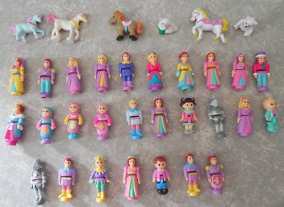 MI BONITA CASA DE MUÑECAS CASTILLOS ENCANTADOS, LOTE DE 33 FIGURAS, GALOOB, 1995, ¡SIN CAJA! Foto 1 de 3